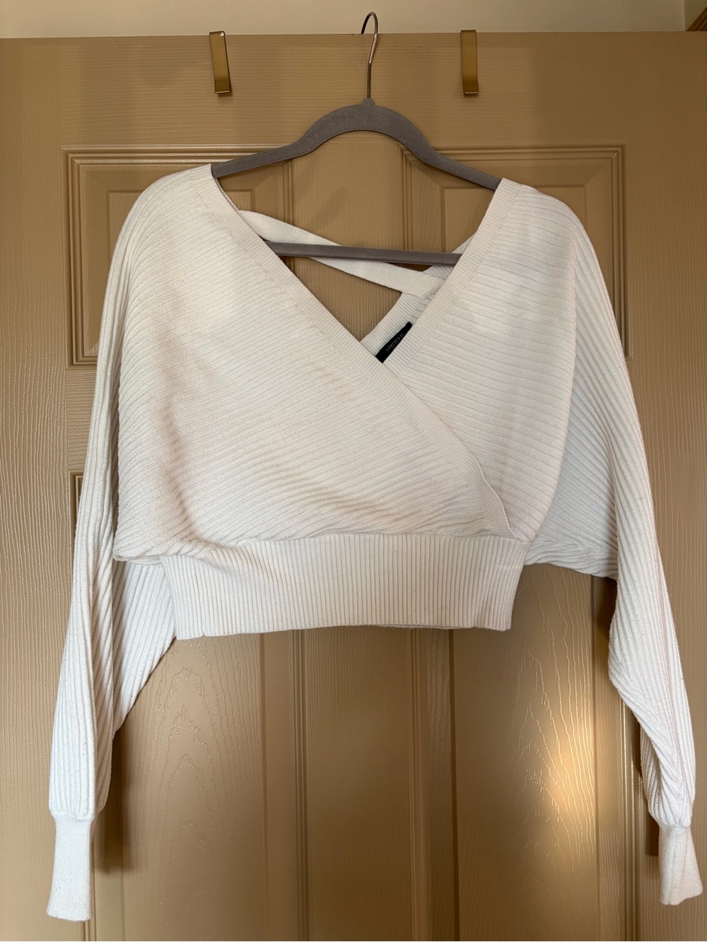 Forever 21 Cream Ribbed Cropped Sweater